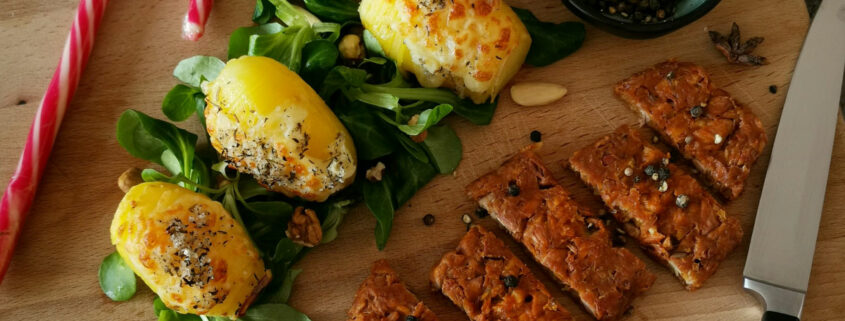 Who’s jack, who’s jack jackfruit, who’s jack jackfrucht, jackfruit, jackfrucht, jackfruit bestellen, jackfrucht kaufen, jackfruit kaufen, bio-jackfruit, bio-jackfrucht, who's jack, fleischersatz, alternative zu fleisch, jackfruit frikassee, jackfruit geschnetzeltes, jackfruit geschmack, jackfruit burger, jackfruit pulled pork, jackfruit bbq, jackfruit pulled pork bestellen, chefkoch jackfruit, jackfruit gulasch, jackfruit bolognese, jackfruit fleischersatz, jackfruit stinkfrucht, jackfruit deutsch, jackfruit curry, jackfruit curry rezept, jackfruit kalorien, jackfruit tree, jackfruit durian, jackfruit kaufen, jackfruit rezepte, jackfruit rezept, jackfruit baum kaufen, jackfruit bao, jackfruit dose, jackfruit grillen, jackfruit herkunft, jackfruit salat, jackfruit döner, jackfruit kohlenhydrate, jackfruit durian unterschied, jackfruit nährwerte, jackfruit dm, jackfruit edeka, jackfruit kaufen edeka, jackfruit rossmann, upton naturals jackfruit, jackfruit is durian, upton jackfruit germany, upton jackfruit, alnatura jackfruit, jacky f jackfruit, lotao jackfruit, govinda jackfruit, jackfruit kern, jackfruit kaufen köln, jackfruit stinkt, jackie jackfruit, jackfruit bei rewe, jackfruit geruch, jackfruit fleischersatz de, jackfruit gerichte, jackfruit fleischersatz rezepte, jackfruit vs durian, grüne jackfruit, gastrobedarf, großverbraucher, foodservice, jackfrucht für gastro, veganes restaurant, vegetarisches restaurant, jackfrucht hersteller, jackfrucht großgebinde, jackfrucht restaurant, jackfrucht ökobilanz, jackfruit steak